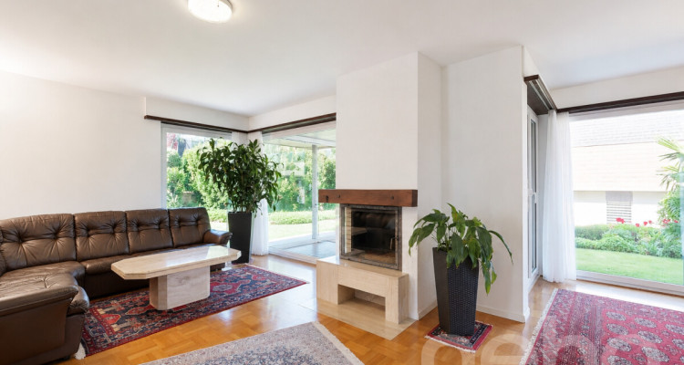 Geräumiges 6.5-Zi Einfamilienhaus am Rande der Bauzone (im Baurecht) image 2