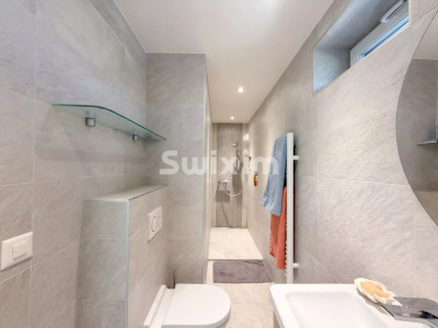 Charming family house with garden image 9