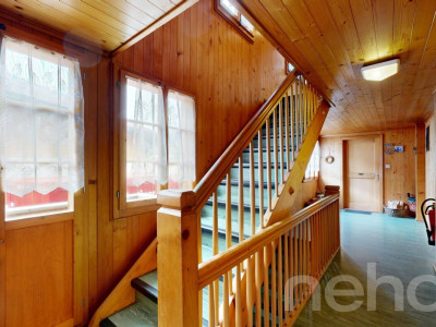 Exklusiv: Grosses Chalet für gemischte Nutzung am Dorfeingang image 4