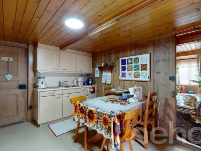 Exklusiv: Grosses Chalet für gemischte Nutzung am Dorfeingang image 5