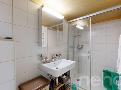 Exklusiv: Grosses Chalet für gemischte Nutzung am Dorfeingang image 8
