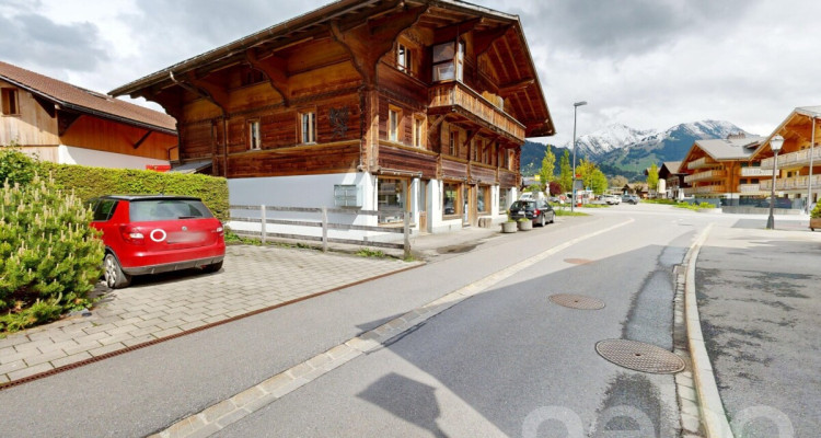 Exklusiv: Grosses Chalet für gemischte Nutzung am Dorfeingang image 2