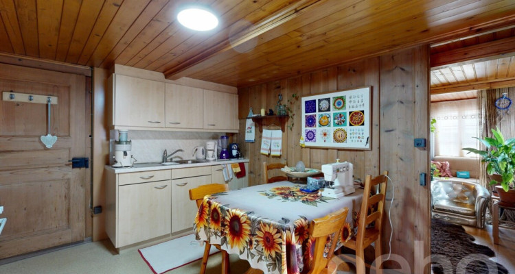 Exklusiv: Grosses Chalet für gemischte Nutzung am Dorfeingang image 5