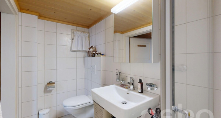 Exklusiv: Grosses Chalet für gemischte Nutzung am Dorfeingang image 9