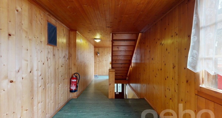 Exklusiv: Grosses Chalet für gemischte Nutzung am Dorfeingang image 10