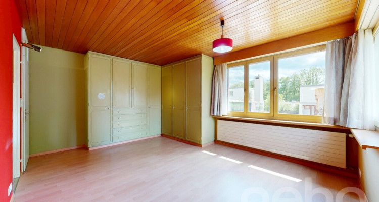 Grosszügiges 7½ Zimmer EFH mit Pool an bevorzugter Wohnlage image 11
