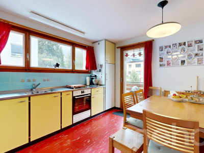 Charmante 4.5-Zimmerwohnung an ruhiger Lage in Davos Platz image 3