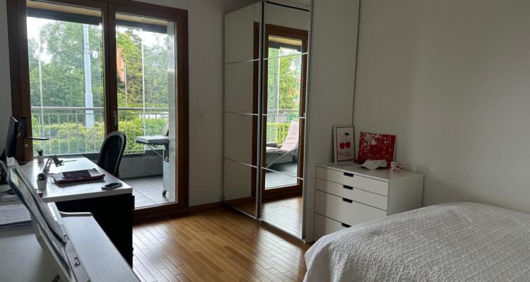 A saisir! Magnifique 6 pièces situé à Lancy/Genève 180m2 grand balcon + loggia  image 3