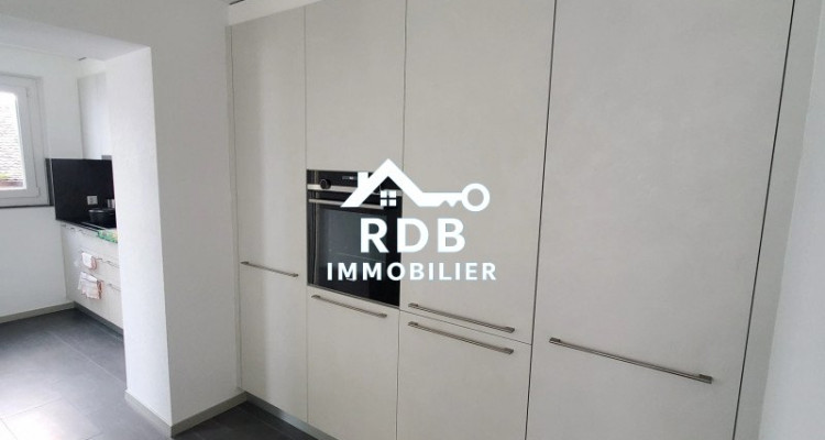 Appartement spacieux en duplex de 5 pièces à Payerne image 3