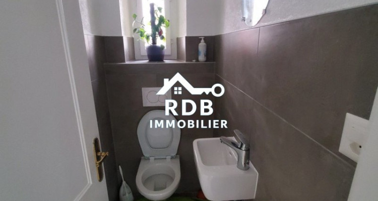 Appartement spacieux en duplex de 5 pièces à Payerne image 4