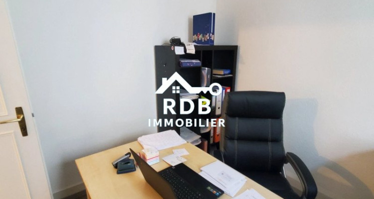 Appartement spacieux en duplex de 5 pièces à Payerne image 7