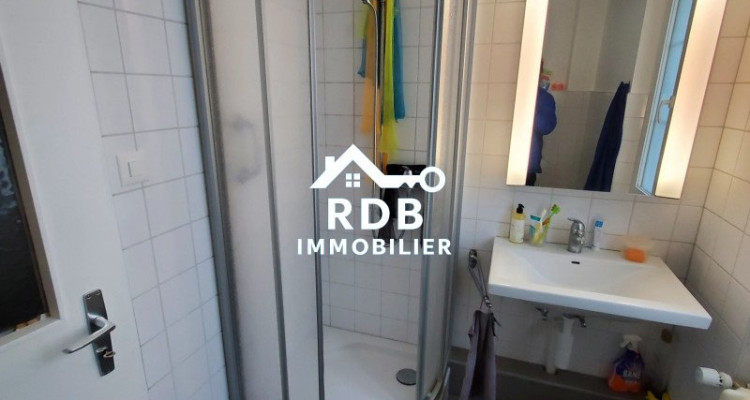 Appartement spacieux en duplex de 5 pièces à Payerne image 9