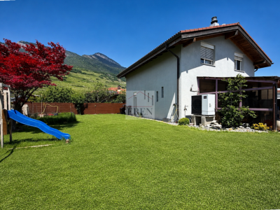 Villa individuelle 6 pièces de 146 m2 habitables + sous-sol avec garage - Idéale pour famille image 1