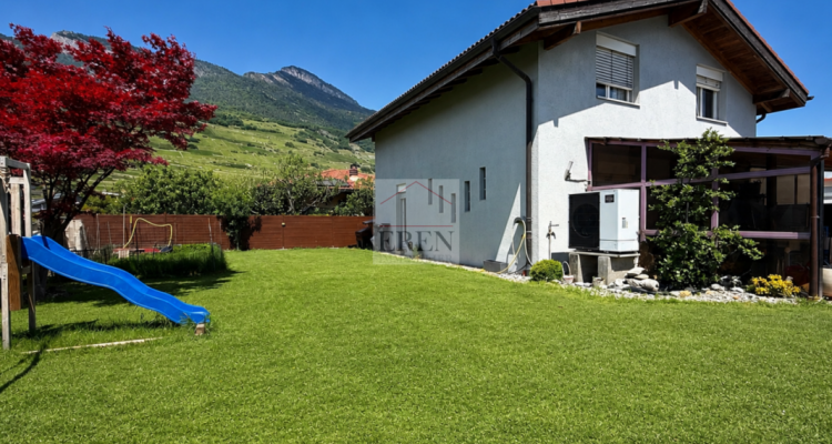 Villa individuelle 6 pièces de 146 m2 habitables + sous-sol avec garage - Idéale pour famille image 1