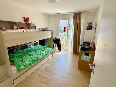 Appartement familial moderne de 3,5 pièces avec balcon à Lausanne image 4