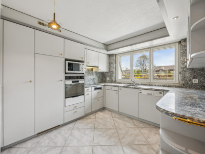 Idyllische Lage, Privatsphäre und Potential für Neugestaltung! image 7