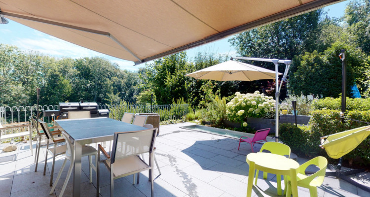 Traumhaus in zeitlosem modernen Design mit Seesicht in Naturambiente image 2