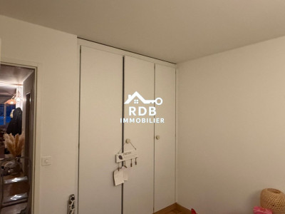 Appartement de 4 pièces au 3ème étage situé à Genève 1205 image 5
