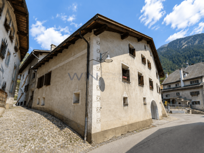 Engadiner-Mehrfamilienhaus in Filisur image 1