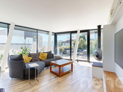 Exklusives Designhaus mit Galerie & beeindruckender Glasfront image 4