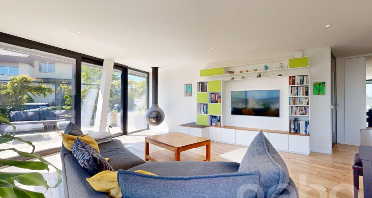 Exklusives Designhaus mit Galerie & beeindruckender Glasfront image 7