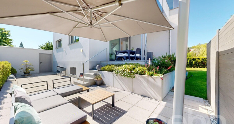 Modernes freistehendes Einfamilienhaus mit grossem Garten in Dietikon image 11