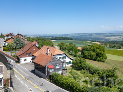 Maison de caractère avec 3 logements, jardin et vue ? fort potentiel image 4