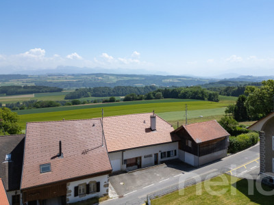 Maison de caractère avec 3 logements, jardin et vue ? fort potentiel image 12