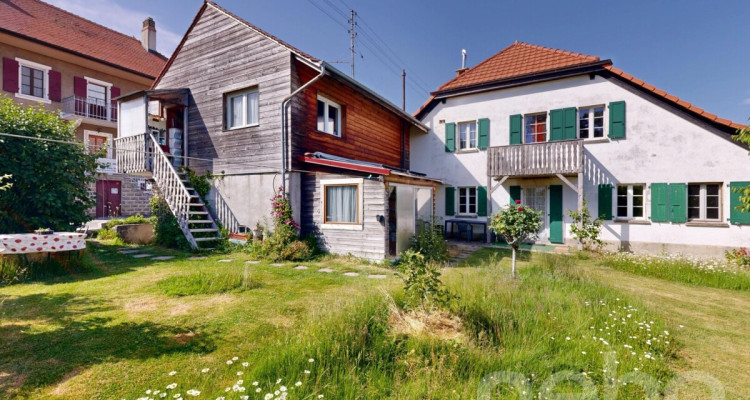 Maison de caractère avec 3 logements, jardin et vue ? fort potentiel image 3