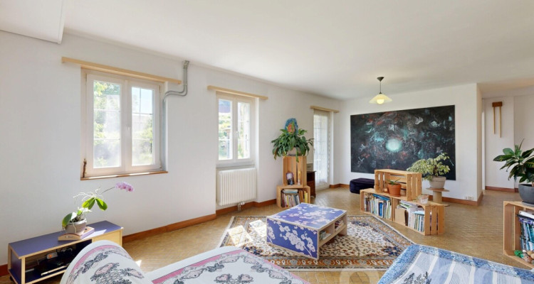 Maison de caractère avec 3 logements, jardin et vue ? fort potentiel image 5