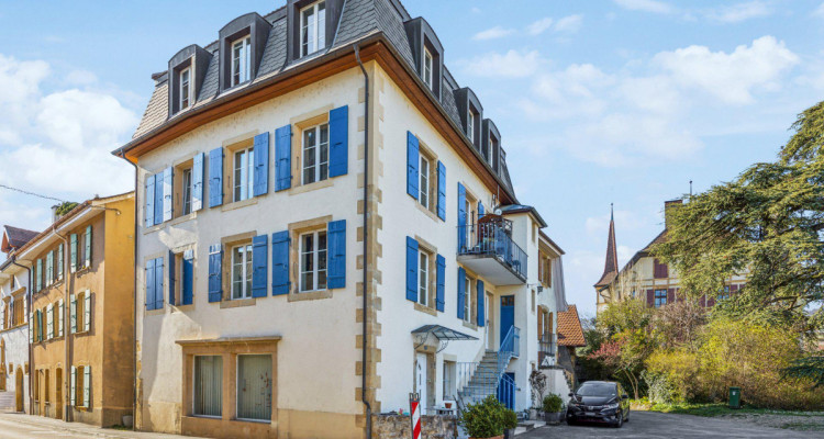 Immeuble de caractère au coeur dAuvernier ? Potentiel résidentiel et commercial image 1
