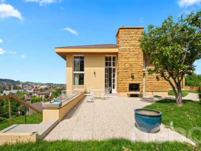 Demeure de maître de 480m² avec appartement de rendement image 5