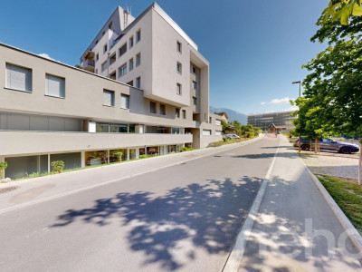 Superbe appartement 2,5 pièces comme neuf à Sierre image 1