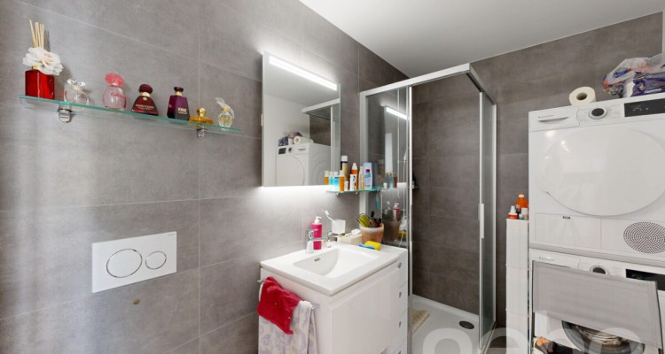 Superbe appartement 2,5 pièces comme neuf à Sierre image 12
