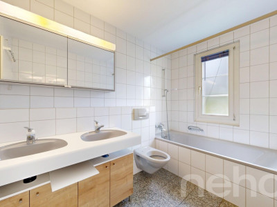 Grosszügige 3.5-Zimmer-Wohnung mit sonniger Terrasse image 4
