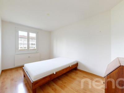 Grosszügige 3.5-Zimmer-Wohnung mit sonniger Terrasse image 7