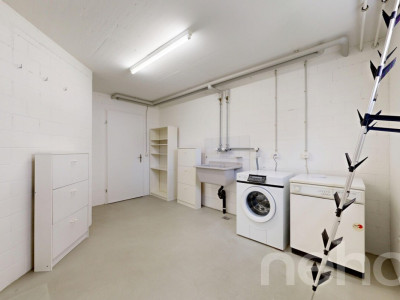 Grosszügige 3.5-Zimmer-Wohnung mit sonniger Terrasse image 9