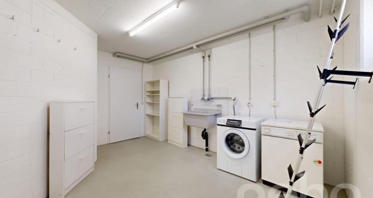 Grosszügige 3.5-Zimmer-Wohnung mit sonniger Terrasse image 9