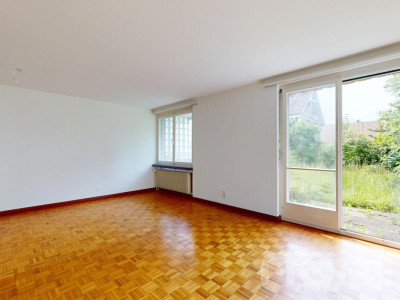Reihenhaus mit Garten und Modernisierungspotenzial in Reinach image 11
