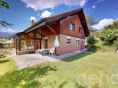 6.5-Zimmerhaus mit Licht, Raum und schöner Aussicht image 1