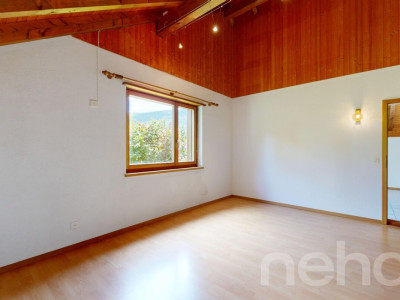 6.5-Zimmerhaus mit Licht, Raum und schöner Aussicht image 3