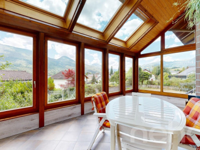 6.5-Zimmerhaus mit Licht, Raum und schöner Aussicht image 10