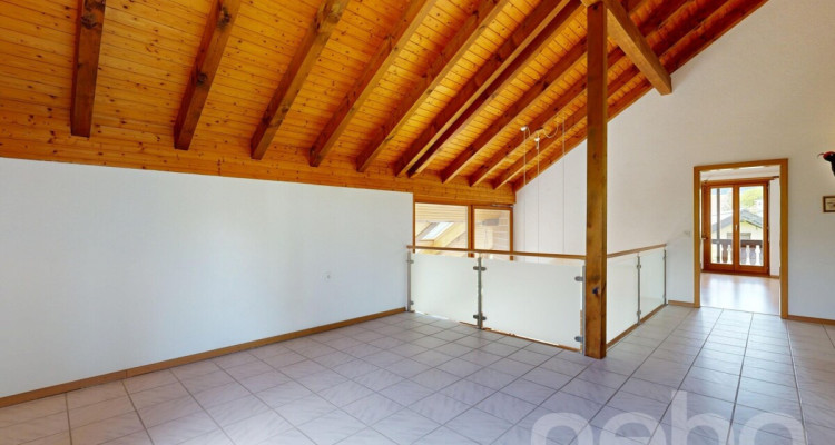 6.5-Zimmerhaus mit Licht, Raum und schöner Aussicht image 2