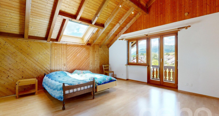 6.5-Zimmerhaus mit Licht, Raum und schöner Aussicht image 4