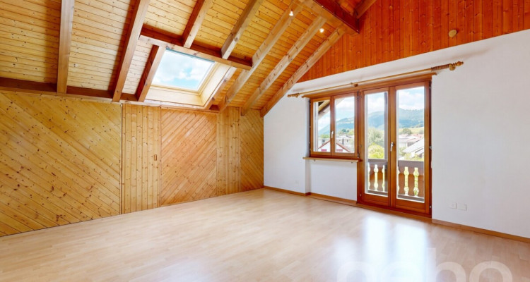 6.5-Zimmerhaus mit Licht, Raum und schöner Aussicht image 4