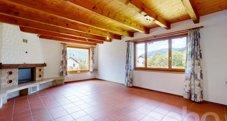 6.5-Zimmerhaus mit Licht, Raum und schöner Aussicht image 5