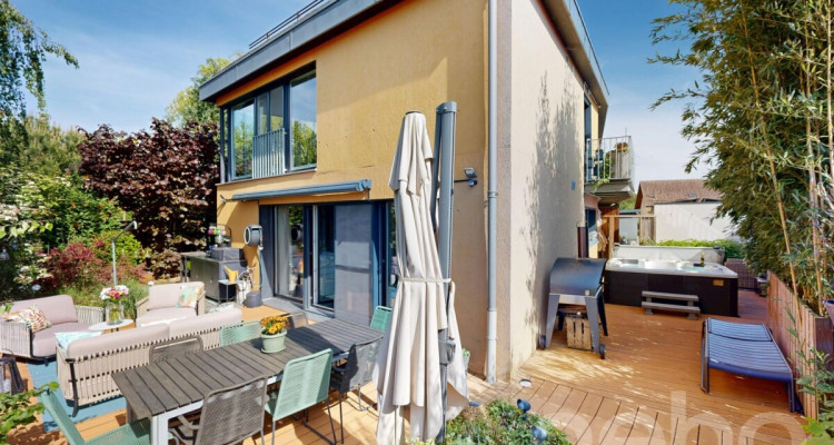 Superbe maison darchitecte dans un cadre intimiste et verdoyant image 9