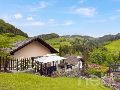 Zuhause mit Aussicht - Familienfreundliches Wohnen in Erbersol image 3