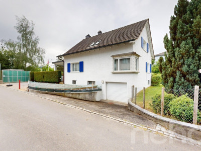Gepflegtes 5.5-Zimmer-EFH mit wunderschönem Garten in Niederuzwil image 1