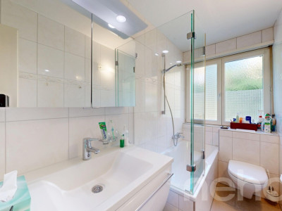 Charmante 3.5-Zimmer-Wohnung in Zürich Höngg image 8